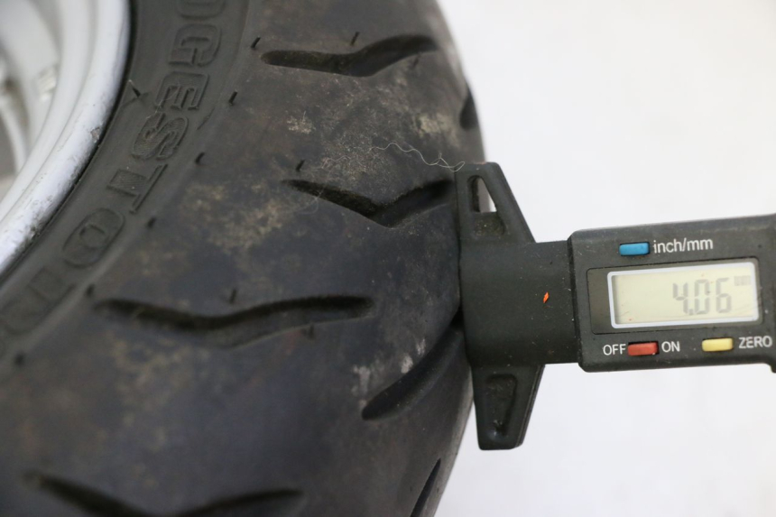 photo de REAR RIM AND TIRE SUZUKI BURGMAN 125 (2007 - 2014)