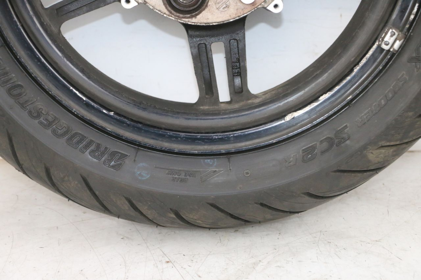 photo de REAR RIM AND TIRE SUZUKI BURGMAN 650 (2013 - 2020)