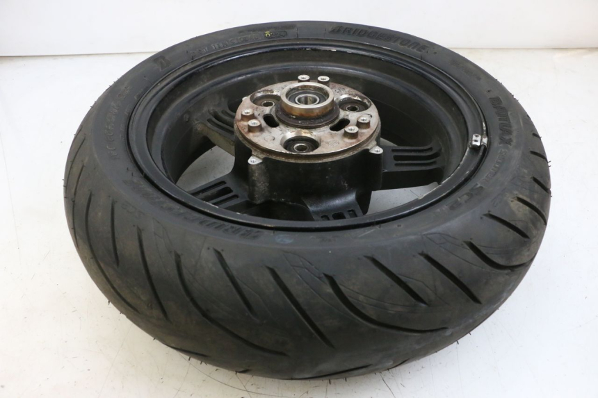 photo de REAR RIM AND TIRE SUZUKI BURGMAN 650 (2013 - 2020)
