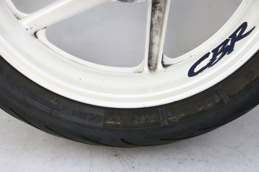 photo de REAR RIM AND TIRE HONDA CBR RR FIREBLADE 900 (1992 - 1994)