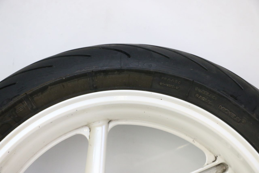 photo de REAR RIM AND TIRE HONDA CBR RR FIREBLADE 900 (1992 - 1994)