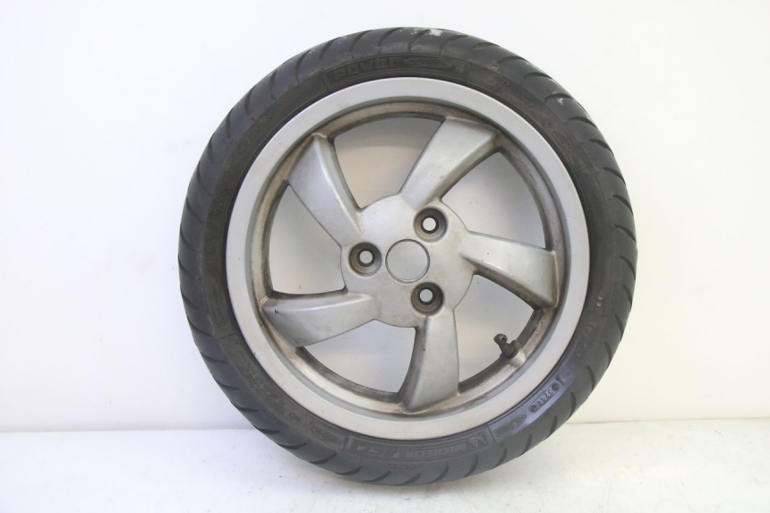 photo de REAR RIM AND TIRE PEUGEOT CITYSTAR 50 (2013 - 2017)