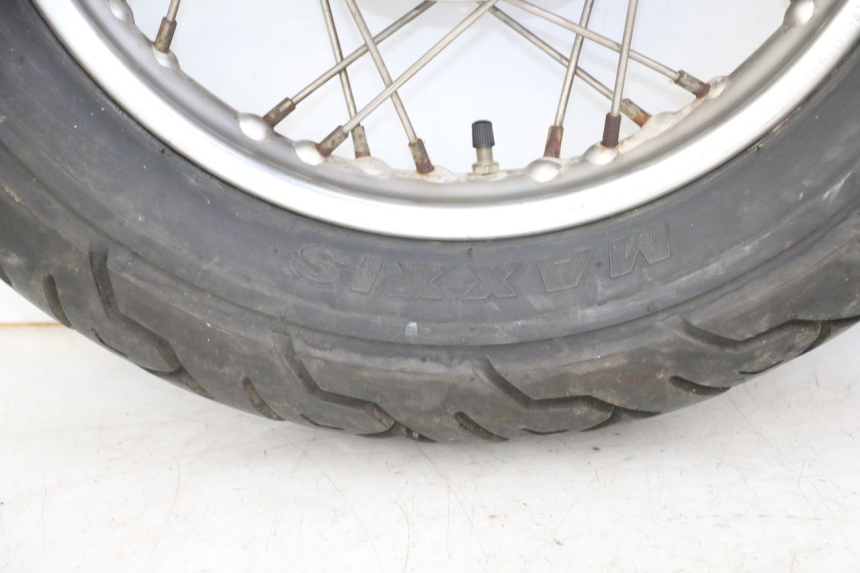 photo de REAR RIM AND TIRE APRILIA CLASSIC 125 (1995 - 2001)