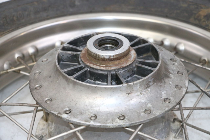 photo de REAR RIM AND TIRE APRILIA CLASSIC 125 (1995 - 2001)