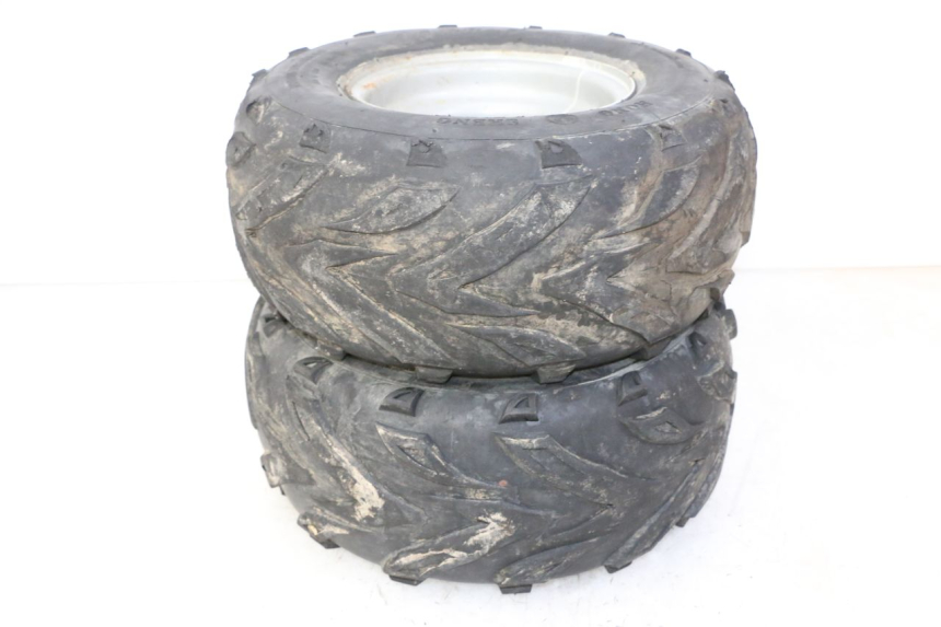 photo de REAR RIM AND TIRE SPEEDY DELUXE 125