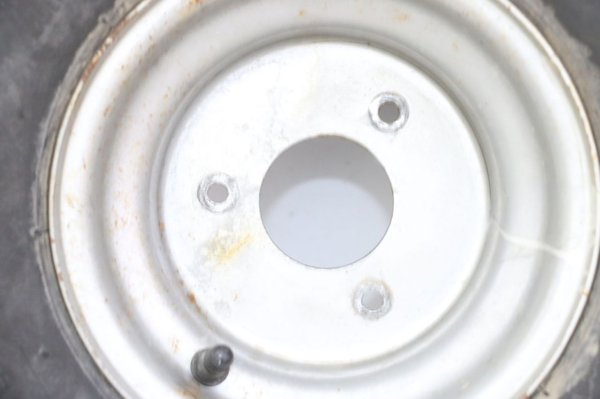 photo de REAR RIM AND TIRE SPEEDY DELUXE 125