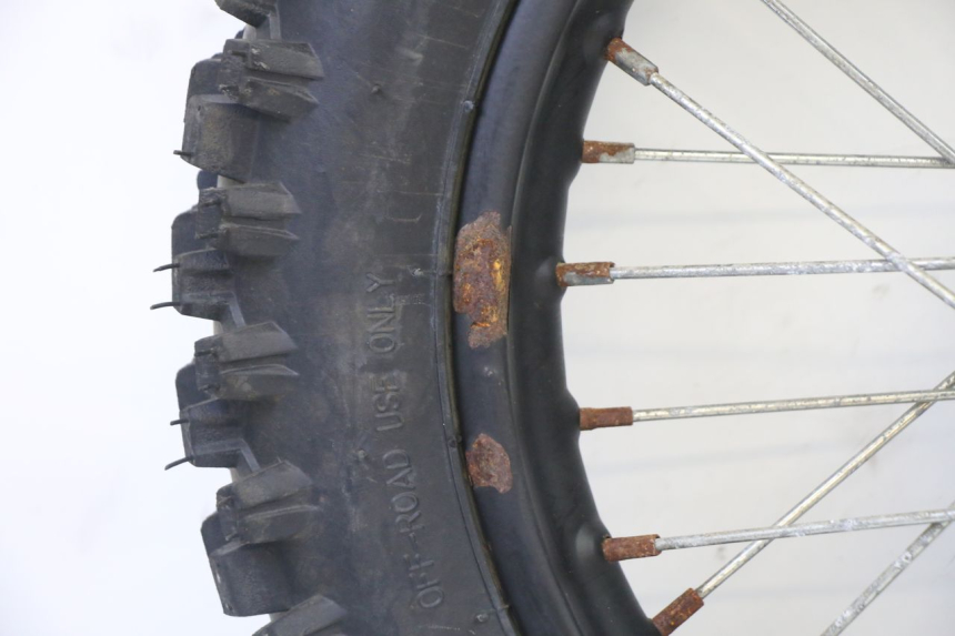 photo de REAR RIM AND TIRE ORION DIRT BIKE 125