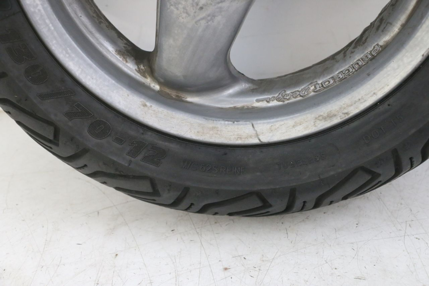 photo de REAR RIM AND TIRE PEUGEOT ELYSTAR 125 (2002 - 2007)