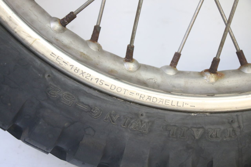 photo de REAR RIM AND TIRE APRILIA ETX 125 (1998 - 2002)