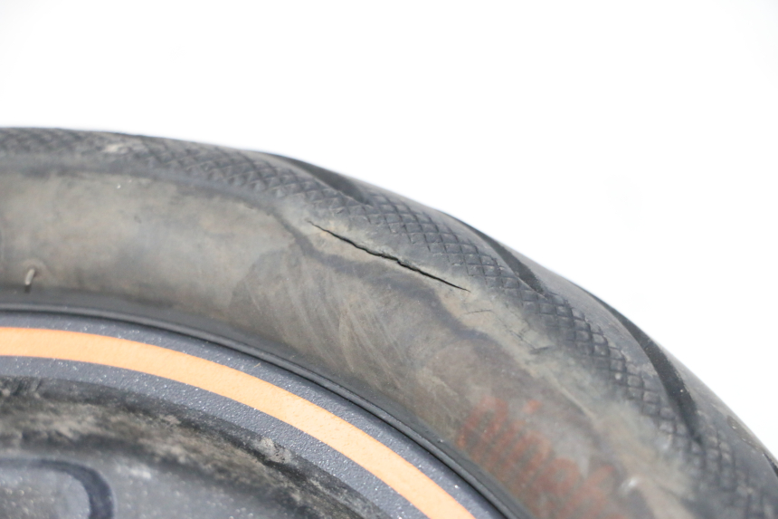 photo de REAR RIM AND TIRE SEGWAY NINEBOT F40E 1
