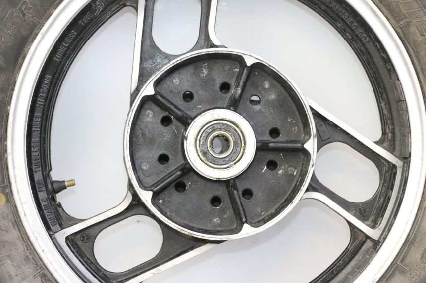 photo de REAR RIM AND TIRE YAMAHA FJ 36Y 1100 (1984 - 1985)
