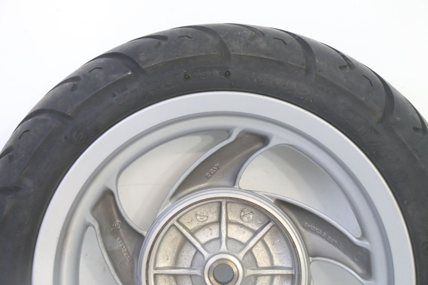 photo de REAR RIM AND TIRE PIAGGIO FLY 2T 50 (2004 - 2017)