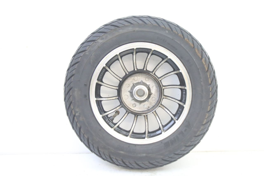 photo de REAR RIM AND TIRE VENESI FLY RETRO 4T 50 (2020 - 2025)