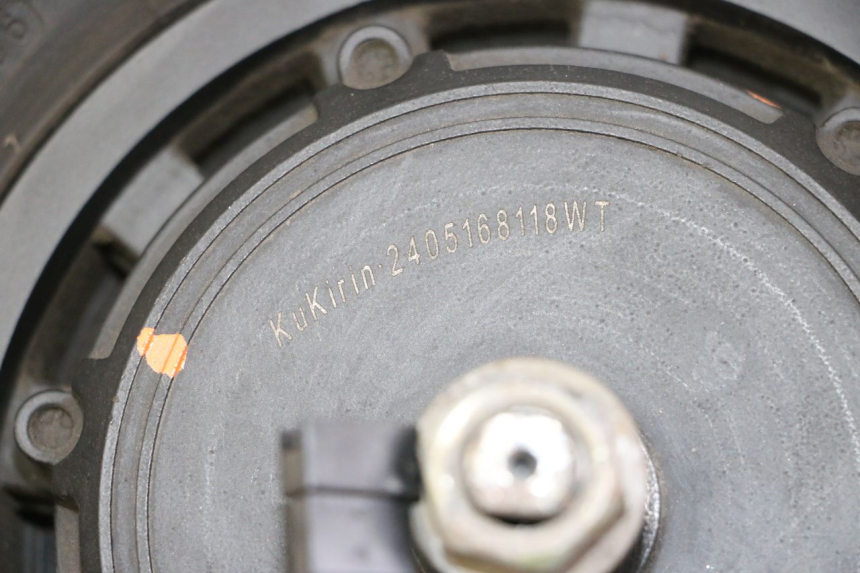 photo de REAR RIM AND TIRE KUKIRIN G2 MASTER 1