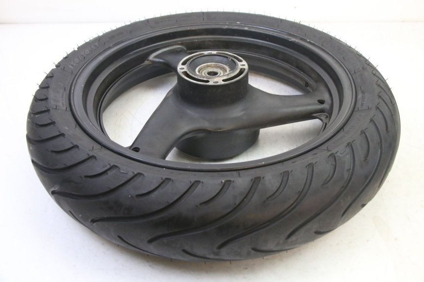 photo de REAR RIM AND TIRE SUZUKI GS GSE 500 (2001 - 2003)