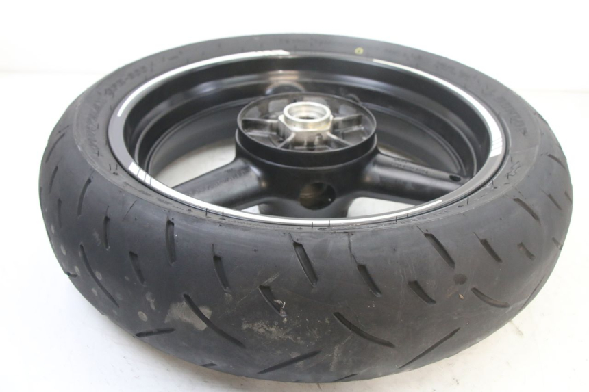 photo de REAR RIM AND TIRE SUZUKI GSF S BANDIT 600 (2000 - 2004) - Surface and material condition