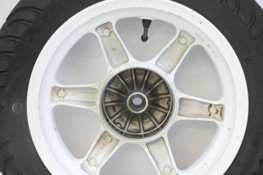 photo de REAR RIM AND TIRE YAMAHA JOG R 50 (2004 - 2014)