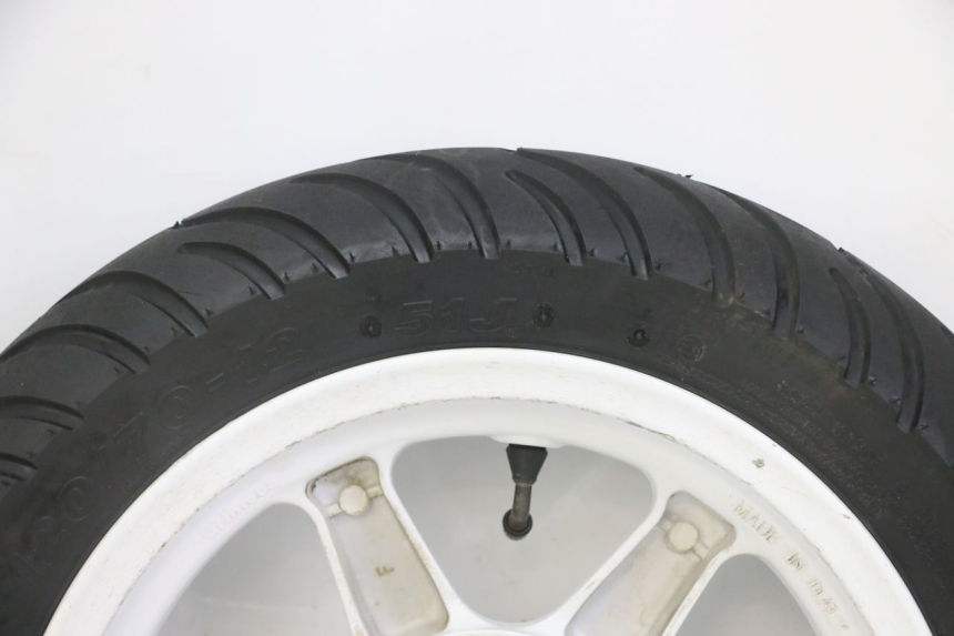 photo de REAR RIM AND TIRE YAMAHA JOG R 50 (2004 - 2014)