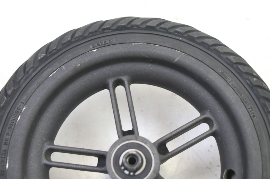 photo de REAR RIM AND TIRE XIAOMI MI PRO 2 1