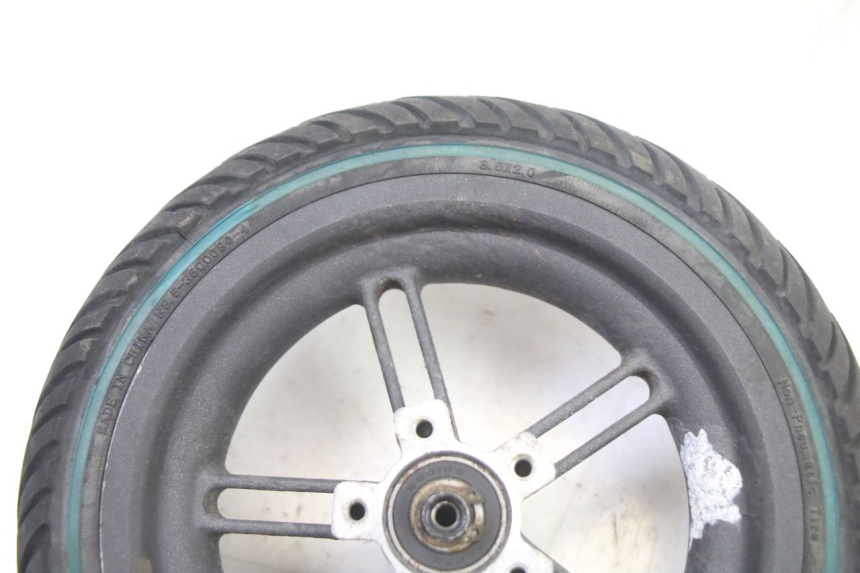photo de REAR RIM AND TIRE XIAOMI MI PRO 2 1