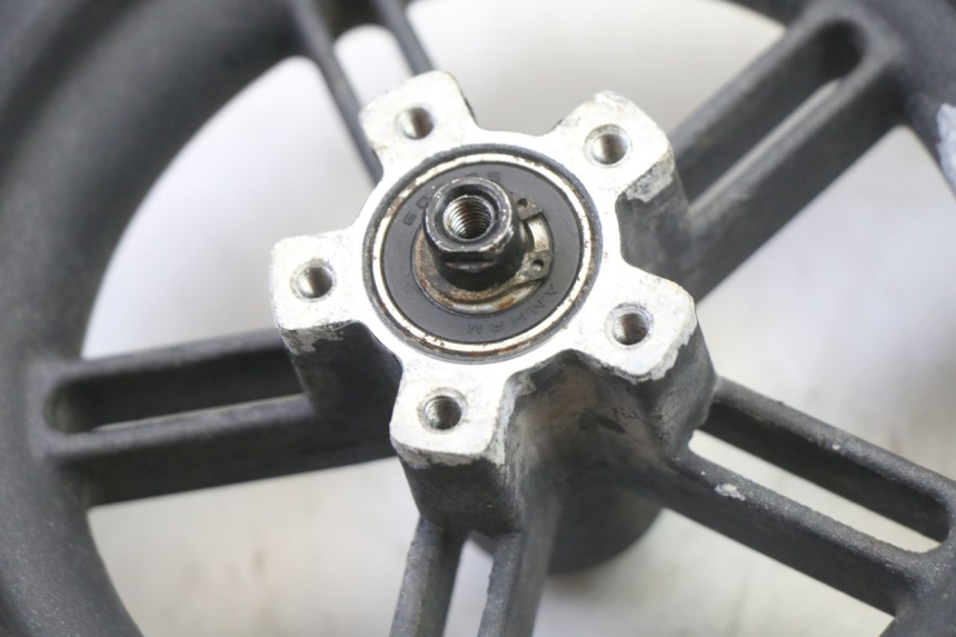 photo de REAR RIM AND TIRE XIAOMI MI PRO 2 1