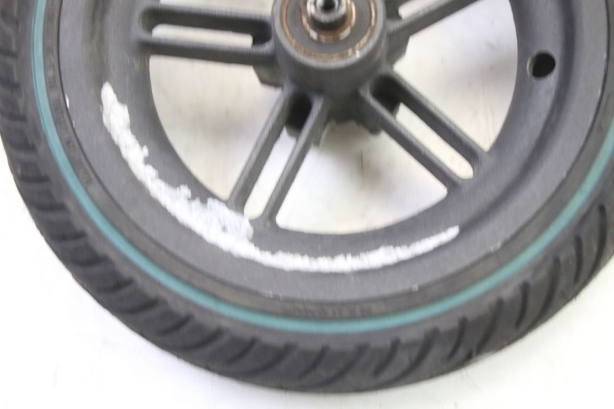 photo de REAR RIM AND TIRE XIAOMI MI PRO 2 1