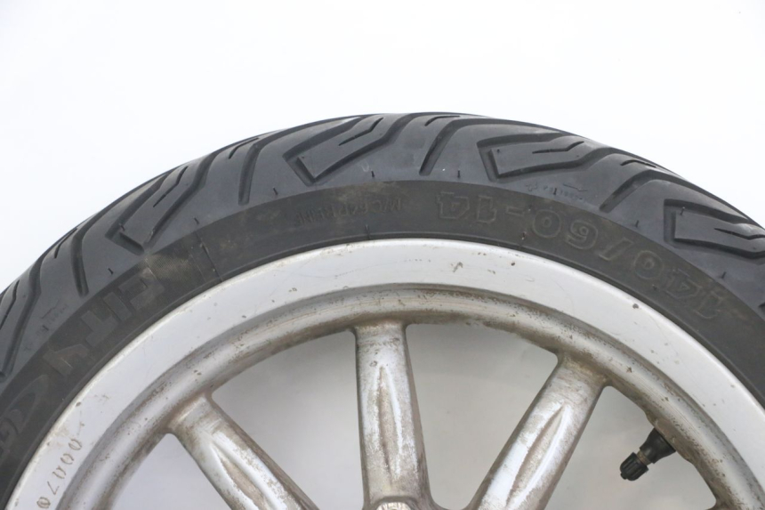 photo de REAR RIM AND TIRE PIAGGIO MP3 LT 300 (2010 - 2016)