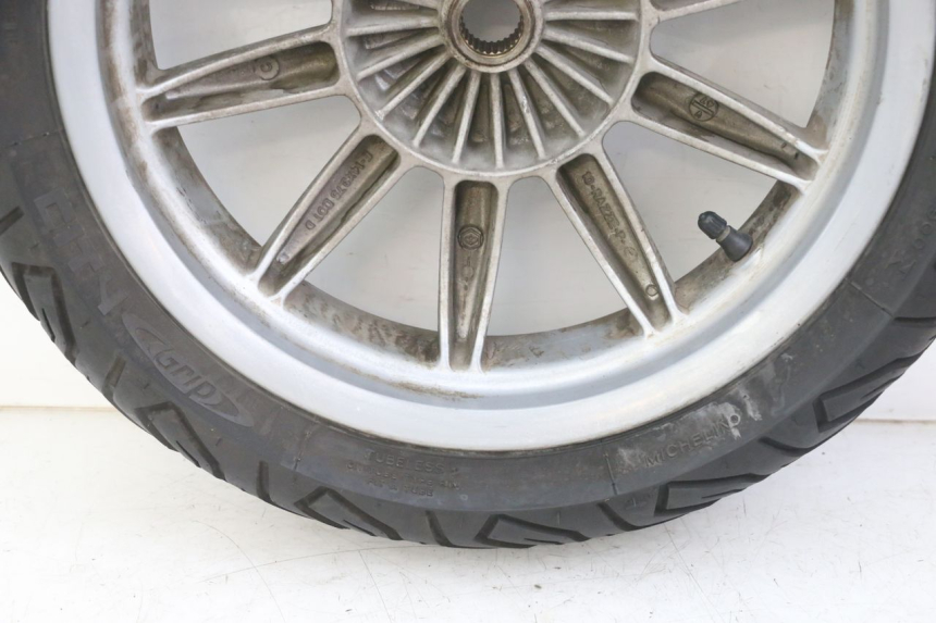 photo de REAR RIM AND TIRE PIAGGIO MP3 LT 300 (2010 - 2016)