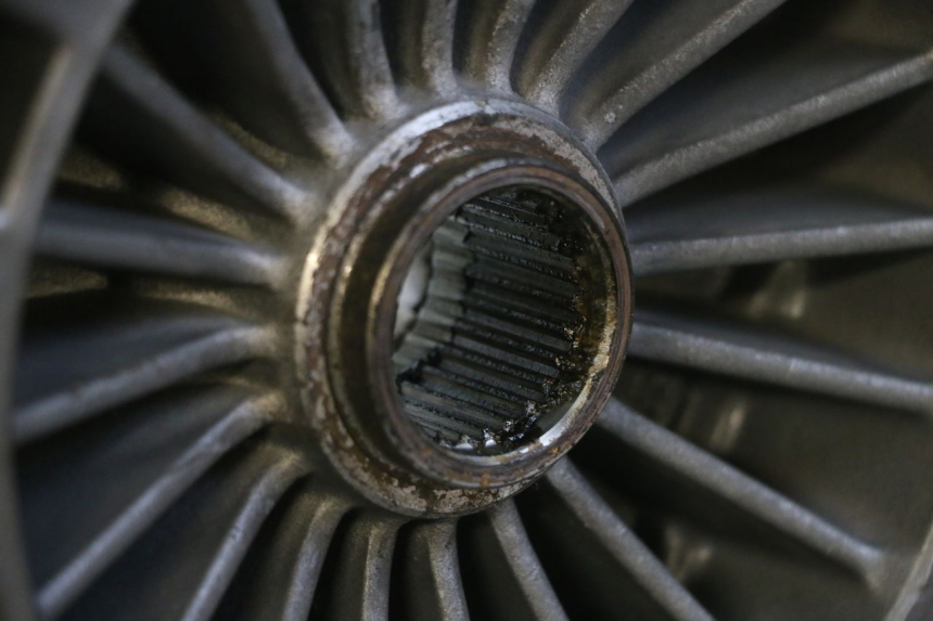 photo de REAR RIM AND TIRE PIAGGIO MP3 125 (2006 - 2014)