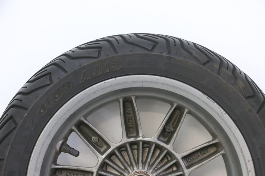 photo de REAR RIM AND TIRE PIAGGIO MP3 125 (2006 - 2014)