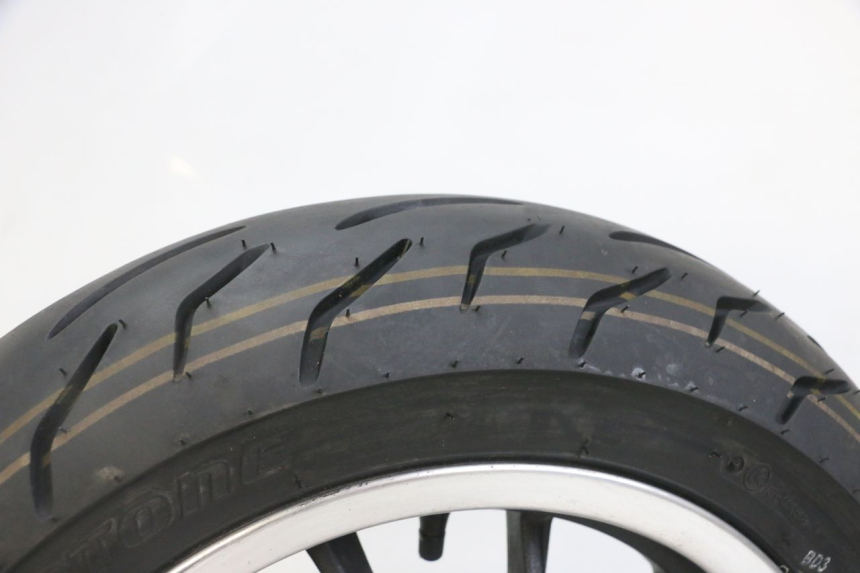 photo de REAR RIM AND TIRE KYMCO LIKE 4T 50 (2019 - 2025)