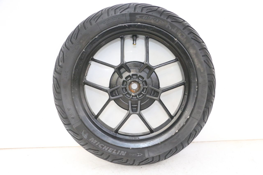 photo de REAR RIM AND TIRE PIAGGIO NEW TYPHOON 50 (2018 - 2021)