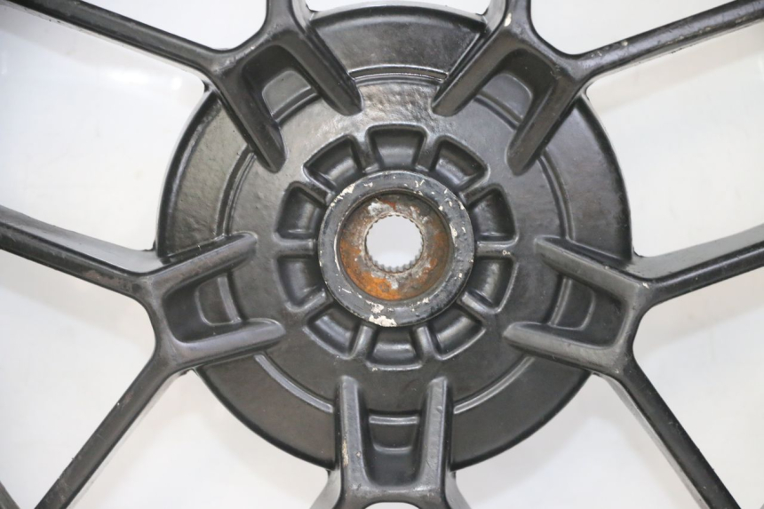photo de REAR RIM AND TIRE PIAGGIO NEW TYPHOON 50 (2018 - 2021)