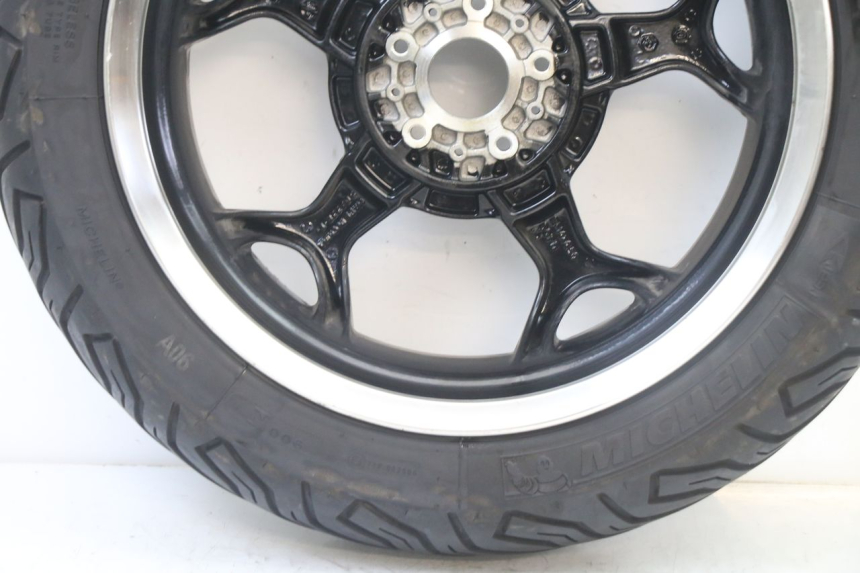 photo de REAR RIM AND TIRE PIAGGIO MP3 500 (2014 - 2016)