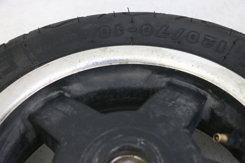 photo de REAR RIM AND TIRE PIAGGIO VESPA S 2T 50 (2007 - 2014)