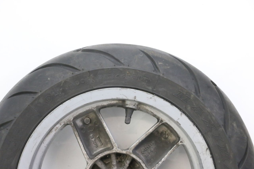 photo de REAR RIM AND TIRE PIAGGIO X8 125 (2004 - 2007)