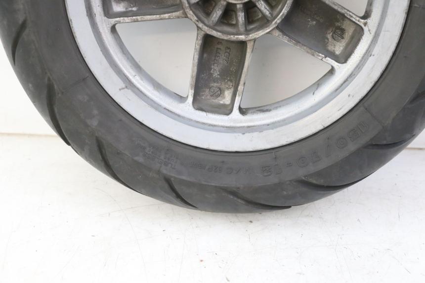 photo de REAR RIM AND TIRE PIAGGIO X8 125 (2004 - 2007)