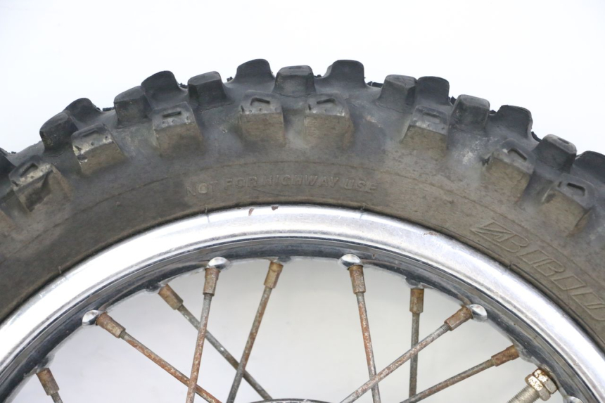 photo de REAR RIM AND TIRE YAMAHA PW 80 (1983 - 2014)