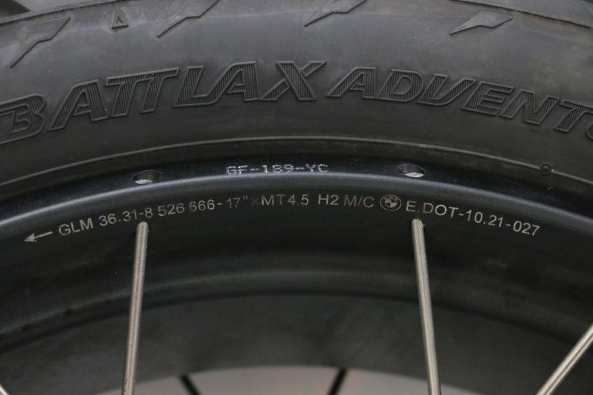 photo de REAR RIM AND TIRE BMW R GS 1250 (2021 - 2024) - Detailed visual inspection