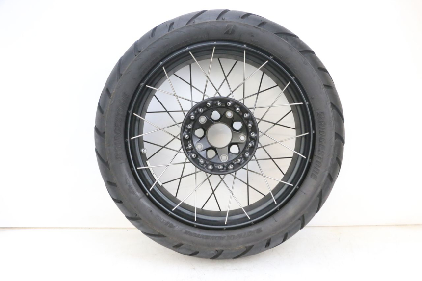 photo de REAR RIM AND TIRE BMW R GS 1250 (2021 - 2024) - Spare part profile view