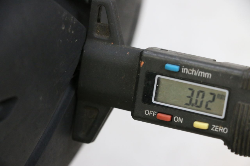 photo de REAR RIM AND TIRE BMW R GS 1250 (2021 - 2024) - Zoom on usage condition