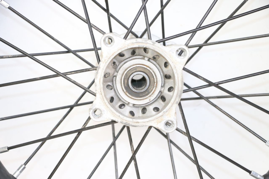 photo de REAR RIM AND TIRE APOLLO RFZ 125