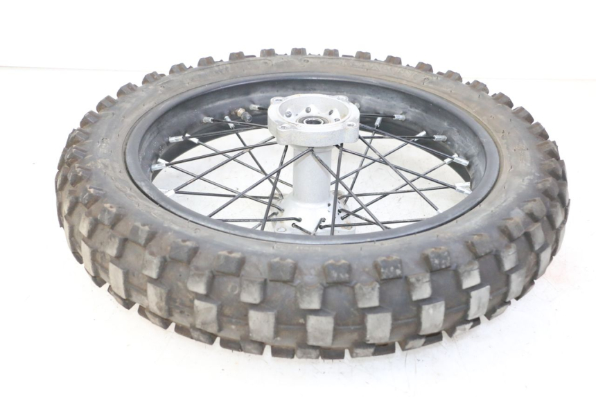 photo de REAR RIM AND TIRE APOLLO RFZ 125