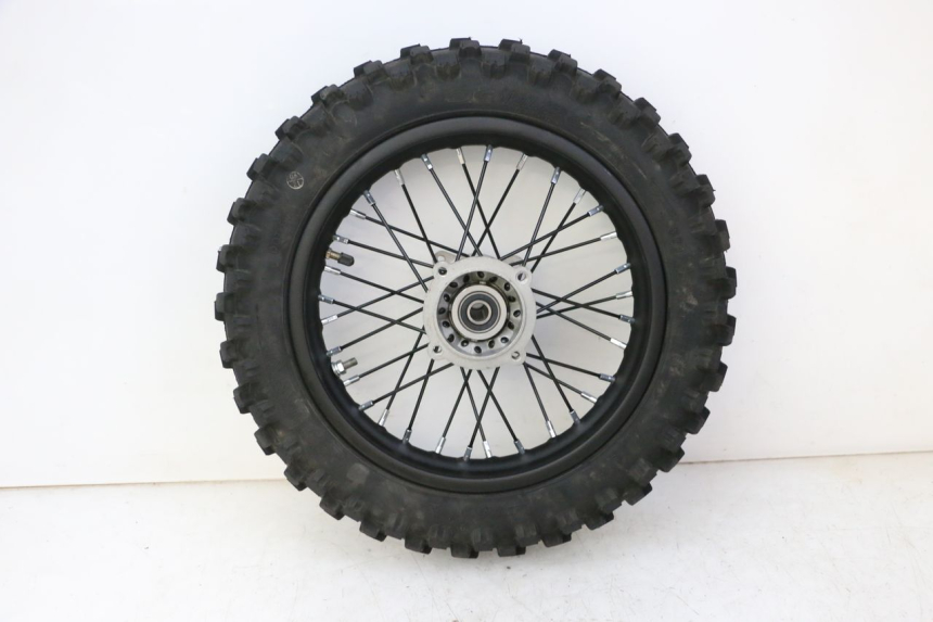 photo de REAR RIM AND TIRE APOLLO RFZ 125