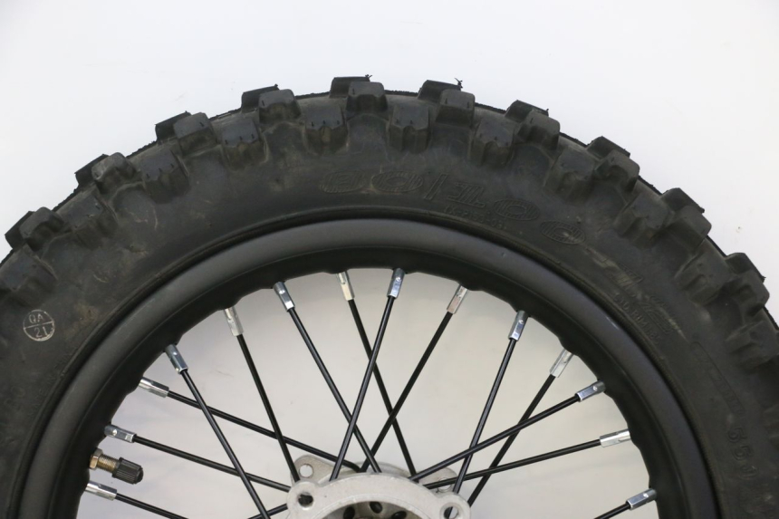 photo de REAR RIM AND TIRE APOLLO RFZ 125