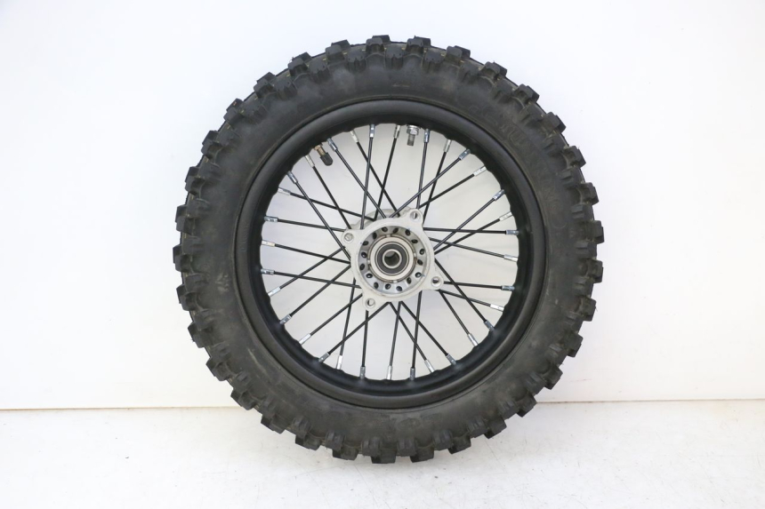 photo de REAR RIM AND TIRE APOLLO RFZ 125