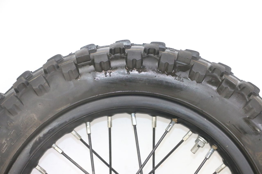 photo de REAR RIM AND TIRE APOLLO RXF 125