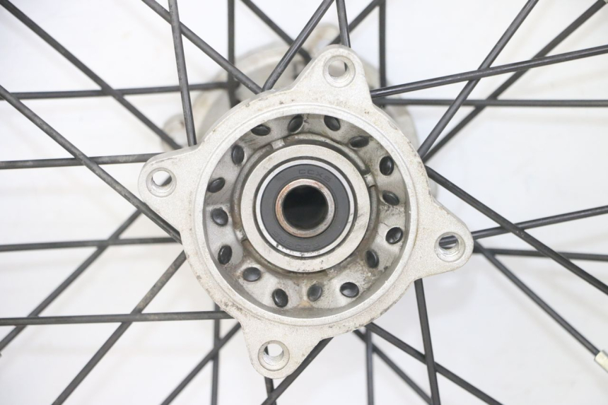 photo de REAR RIM AND TIRE APOLLO RXF 125