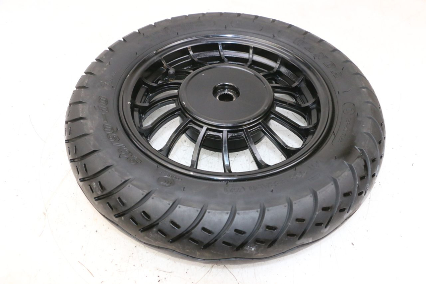 photo de REAR RIM AND TIRE NECO TEMPO 4T 50 (2022 - 2026) - Focus on structure
