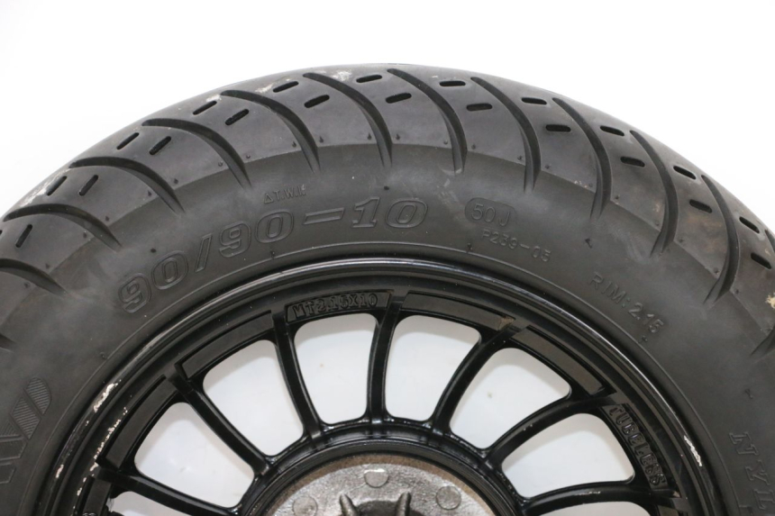 photo de REAR RIM AND TIRE NECO TEMPO 4T 50 (2022 - 2026) - Alternative perspective